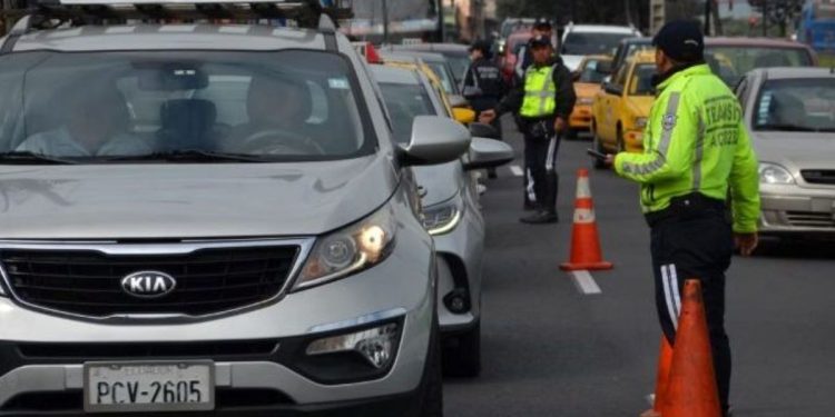 Estos son los horarios del Pico y placa en Quito este miércoles