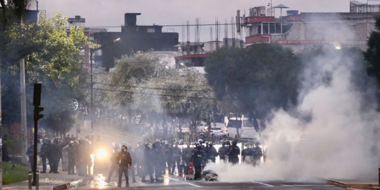 Universidad Central rechaza la 'irrupción' de las fuerzas del orden en sus predios durante el paro