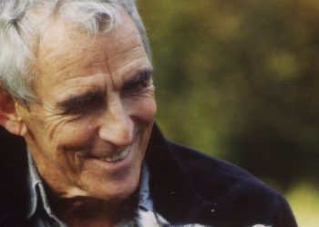 Peter Matthiessen viajó por el mundo intentando escapar de sí mismo