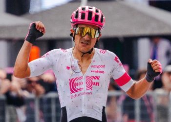 Richard Carapaz apunta alto en Il Lombardia, uno de los cinco Monumentos