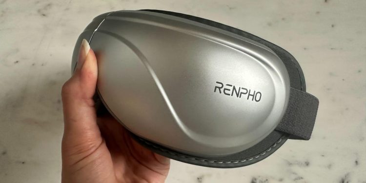 Este dispositivo de bienestar especializado detiene mis dolores de cabeza en seco: así es como lo uso