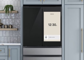 Si pensaba que los anuncios en Apple Maps eran malos, Samsung está poniendo anuncios en refrigeradores de más de 1.900 dólares