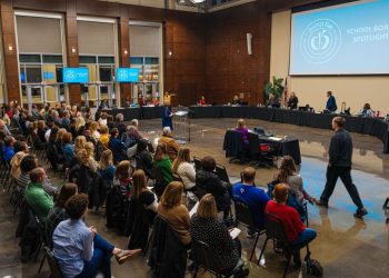 ¿Pueden las juntas escolares salvar nuestra democracia?