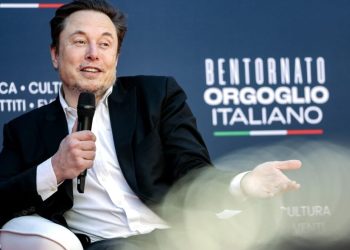 Los 'terroristas corporativos' pueden obstaculizar el estatus de trillonario de Elon Musk, afirma