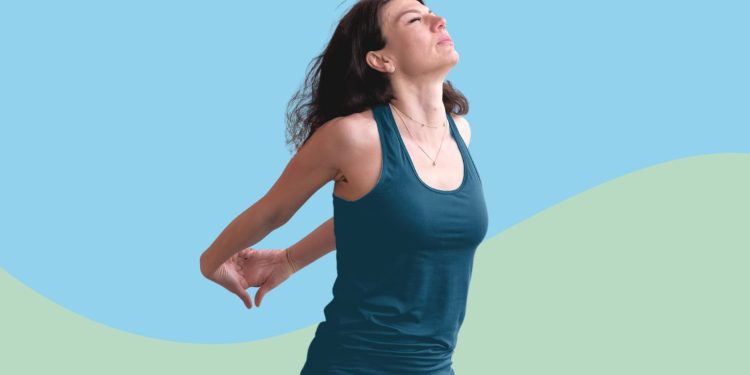 Los estiramientos de espalda y hombros desencadenan un reflejo que reduce el estrés, según un estudio
