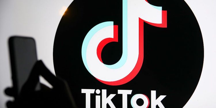 Por qué Indonesia suspendió, luego no suspendida, la licencia de operación de Tiktok