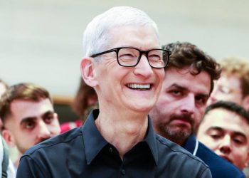 ¿Tim Cook dejará el cargo? El próximo cumpleaños número 65 del CEO de Apple genera conversaciones sobre sucesión