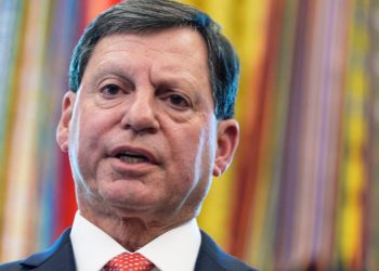 El administrador del Seguro Social es nombrado para el puesto recién creado del CEO del IRS: NPR