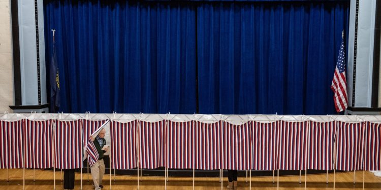 La FEC no ha tenido un quórum durante meses, deteniendo su trabajo: NPR