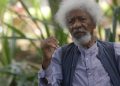 El ganador del Nobel nigeriano Wole Soyinka dice que Estados Unidos revocó su visa: NPR