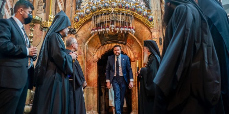 JD Vance califica de «insulto» la votación de Israel sobre la anexión de Cisjordania: NPR