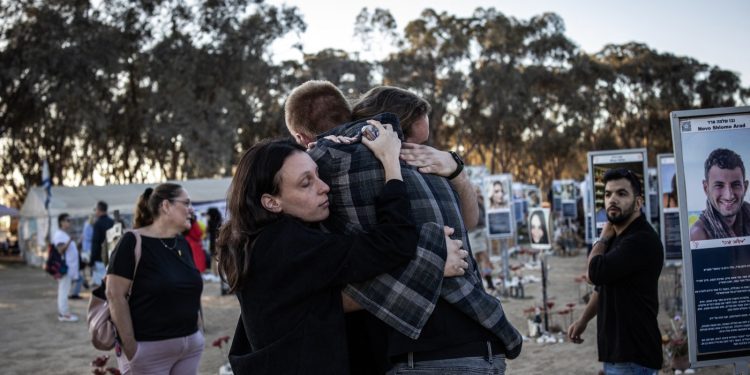 Los costos de la guerra más larga de Israel, para los israelíes: NPR