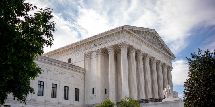 Tribunal Supremo para escuchar el desafío a los límites de Hawai en las armas: NPR