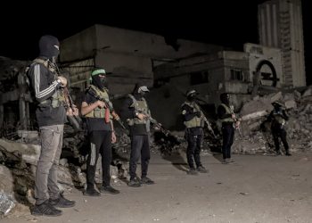 Un gobierno, seguridad y herramientas para reconstruir: NPR