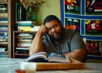 El libro de cocina de Michael W. Twitty celebra la complicada herencia del Sur: NPR