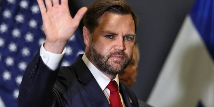 JD Vance en Israel; Casa Blanca en construcción: NPR