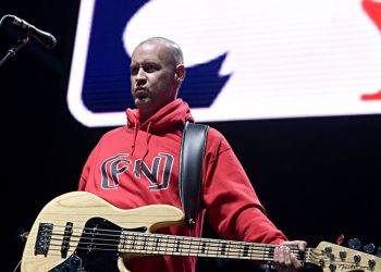 Sam Rivers, bajista y miembro fundador de Limp Bizkit, muere a los 48 años: NPR