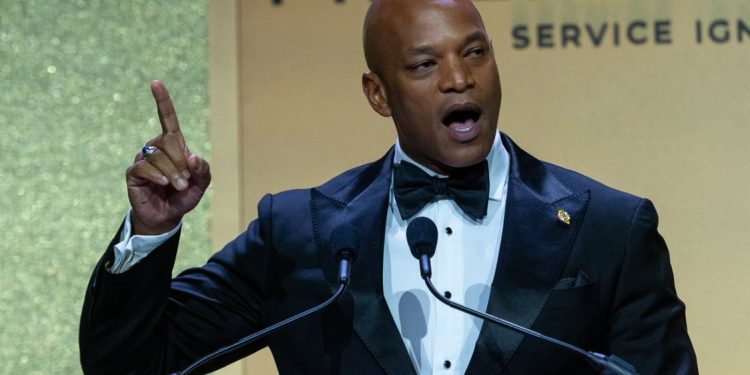 Los gobernadores demócratas forman una alianza de salud pública en reprimenda a RFK Jr. y Trump: NPR