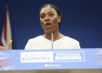 El alguna vez poderoso Partido Conservador de Gran Bretaña está luchando para evitar la extinción