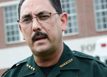 Teen afirmó que fue disparado y secuestrado. Fue un engaño, dicen las autoridades