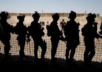 Cómo el fracaso de Estados Unidos en Irak persigue el plan de Trump para Gaza.