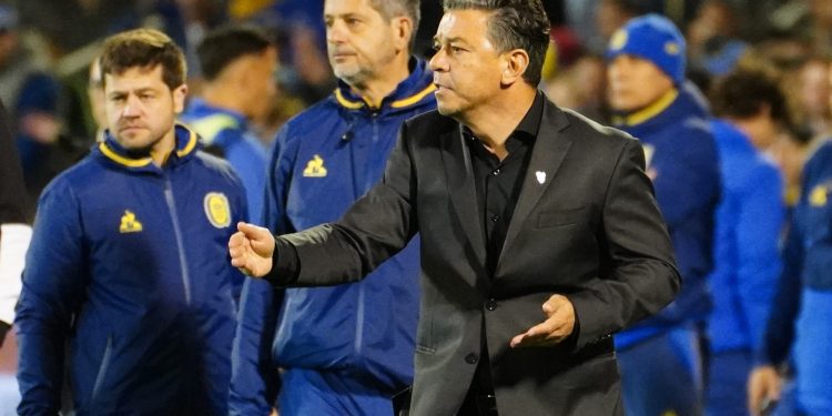 Gallardo, La Derrota y Los Arbitrajes: «Hay que se inteligentes, adaptador al sistema y callarse» :: Olé