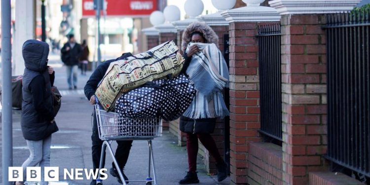 El gobierno recupera 74 millones de libras esterlinas de empresas hoteleras de asilo