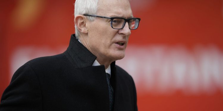 Los comentarios de Joey Barton 'me hicieron sentir físicamente inseguro', dice Jeremy Vine a la corte