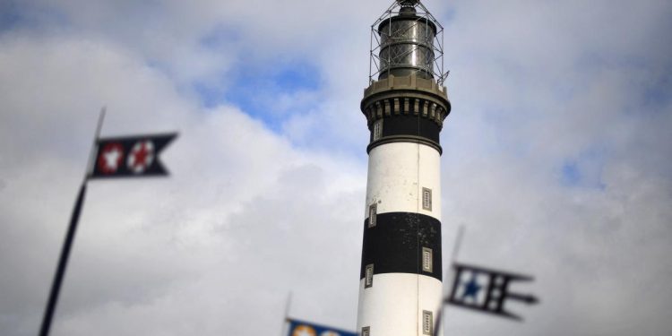 El gobierno suspende la modernización del faro de Créac'h, en Ouessant