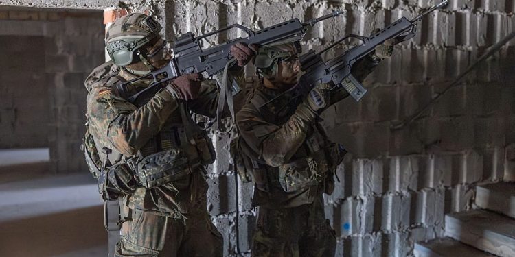 Francotiradores en el metro: el ejército alemán realiza ejercicios de guerra urbana en Berlín