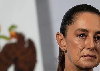 Presidenta de México presenta cargos después de que su manoseo callejero generó una conversación sobre acoso