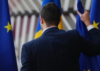 Bruselas elogia los avances de Kiev hacia la adhesión a la UE, pero advierte sobre «tendencias negativas»