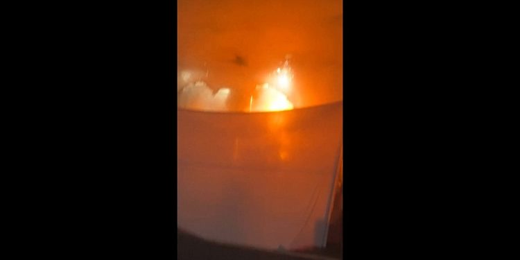 Video. Personas evacuadas tras incendio en sede de la COP30 en Brasil