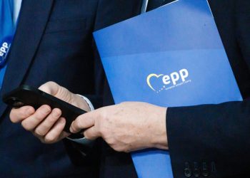 “Un matrimonio tóxico”: los partenaires du Parti populaire européen rechazan el divorcio, malgré son flirt avec l'extrême droite