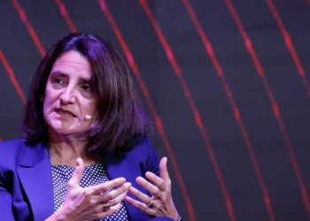 La comisaria europea Teresa Ribera acusa a los Estados Unidos de “chantage” en las negociaciones comerciales – POLITICO