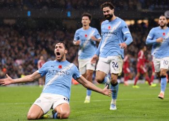 Man City muestra su potencial con victoria distintiva sobre Liverpool