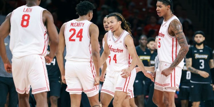 Desglose de la encuesta de los 25 mejores baloncesto universitario masculino de AP