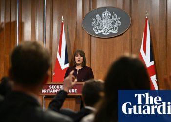 No 10 recurre a influencers para llegar a audiencias más allá de los principales medios | Política