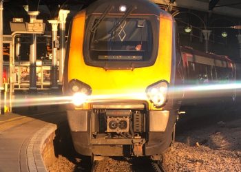 Las huelgas ferroviarias navideñas afectarán a los pasajeros de CrossCountry mientras los trabajadores anuncian una huelga