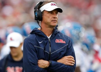 Lane Kiffin contratado como entrenador de LSU, no terminará la temporada con Ole Miss