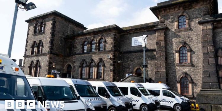 Lo que sabemos sobre Brahim Kaddour-Cherif y William Smith