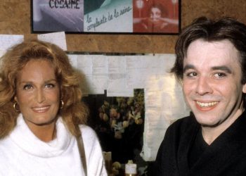 El cantante y parlamentario Jean Guidoni falleció hace 74 años.