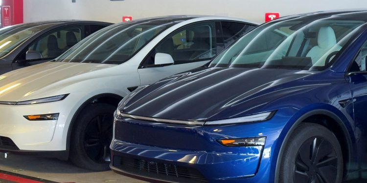 Familia estadounidense demanda a Tesla, alegando muerte por negligencia debido a puertas defectuosas | Noticias de la industria automotriz