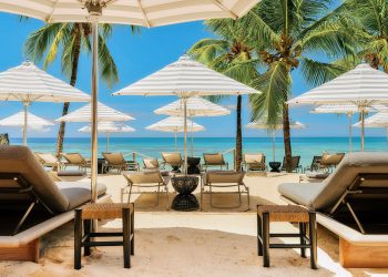 Venta cibernética de IHG: obtenga un 25 % de descuento en estancias hasta marzo