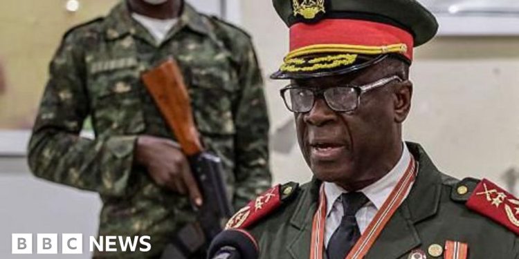 General del ejército de Guinea-Bissau nombrado presidente un día después de un aparente golpe de estado