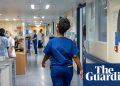 Los hospitales deben reducirse para detener la 'permacrisis' del NHS, insta un grupo de expertos | Servicio Nacional de Salud