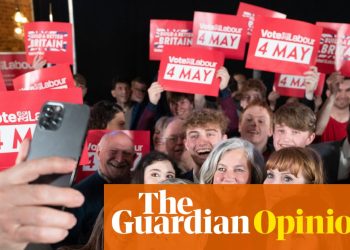 Keir Starmer puede estar demasiado ocupado para dominar la última moda del baile, pero necesita estar en TikTok | Carys Afoko