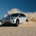 Conducción en dunas con Mercedes-Benz mientras prueba sistemas todoterreno