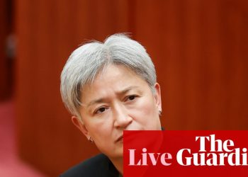 Noticias de Australia en vivo: Wong dice que el Partido Liberal está «invadido por los márgenes»; 13 heridos después de que un coche de carreras atropellara a una multitud en Nueva Gales del Sur | noticias de australia