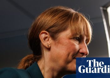 Rachel Reeves considera un impuesto del 20% sobre los activos de las personas que deciden abandonar el Reino Unido | Impuestos y gasto